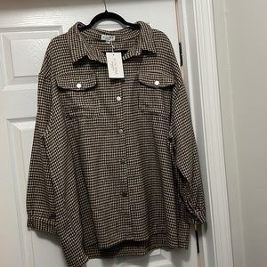 Womens shacket, cream and brown, never worn new w tags